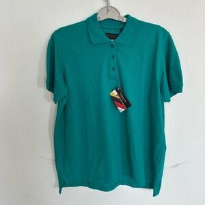 Ultra Club Teal Women’s Polo

Size L

NWT
